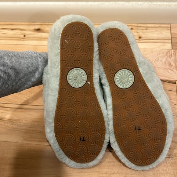 UGG Fluff Yeah Women’s Size 7 Slipper Retro Mint Green - Picture 11 of 11